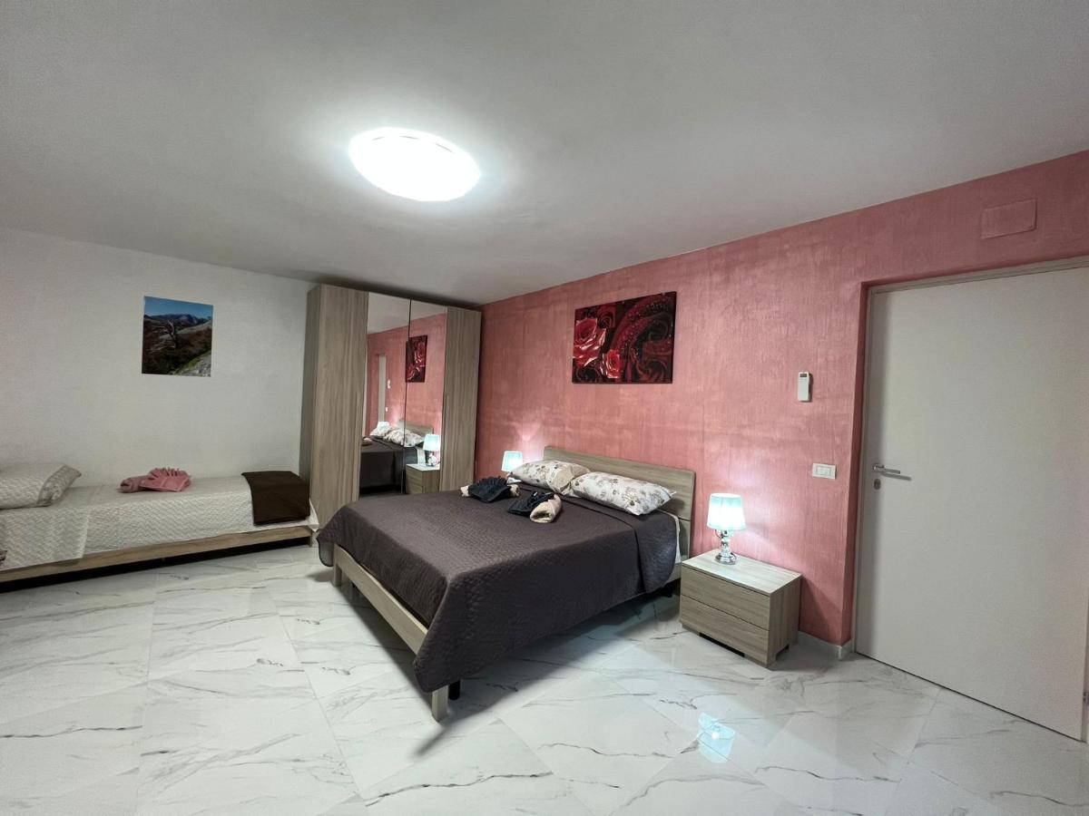 L'Oasi Del Raganello Bed & Breakfast Civita Exterior foto